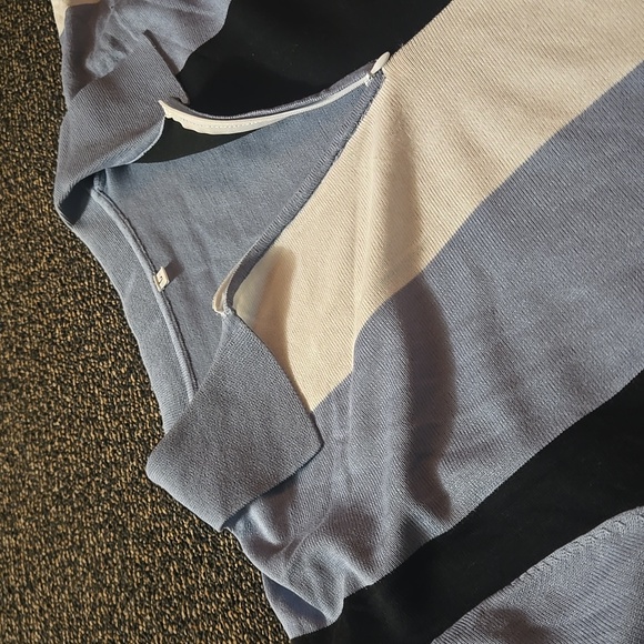 Blue Polo Shirt with Vertical Stripes and Short Sleeves - Picture 3 of 4